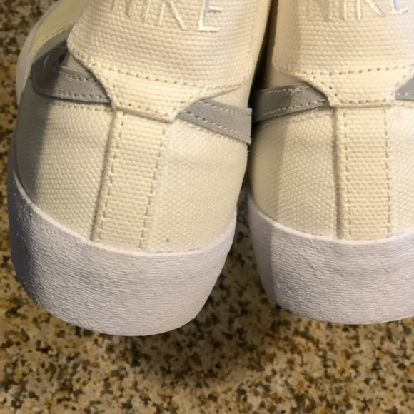 Nike SB Blazer Court Mid Premium Shoes Size 9.5 - Picture 3 of 8